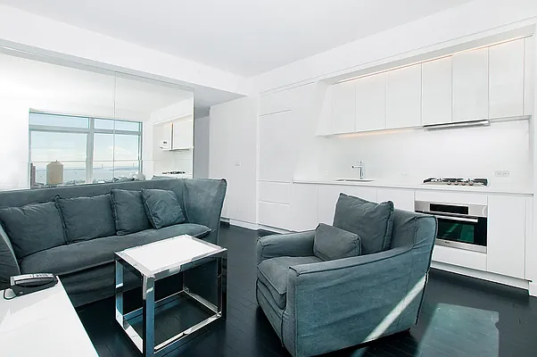 Rented by NOVO | media 25
