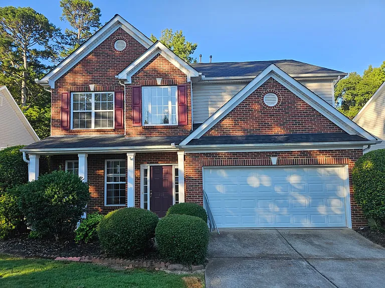 111 Shairpin Ln — Photo 1