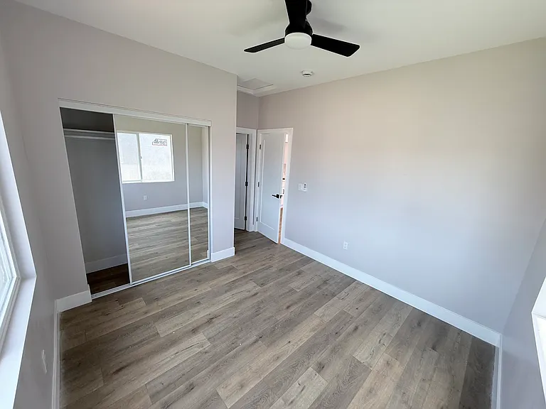 440 Denby St #4 — Photo 4