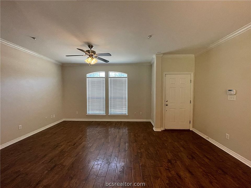 1st image of 305 Holleman Dr #1307