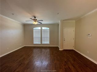 305 Holleman Dr #1307, College Station, TX 77840