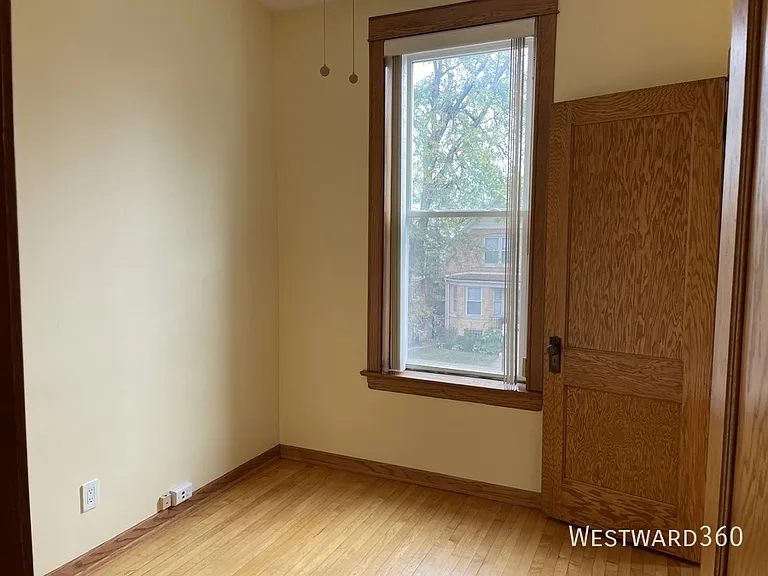 2714 N Albany Ave #2 — Photo 12