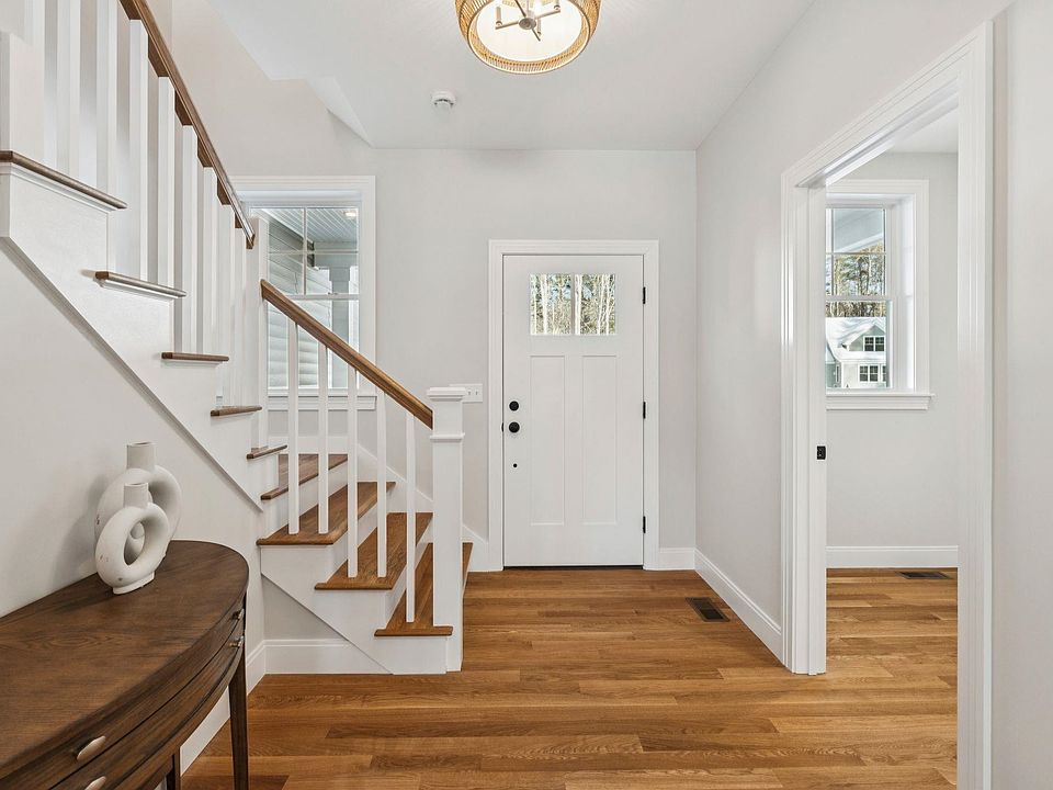 1st image of 9 Ruby Road #24
