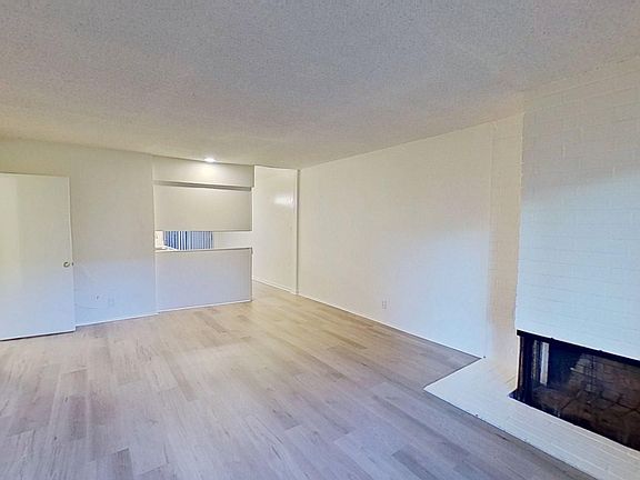 3rd image of 1147 W Memory Ln APT 5A