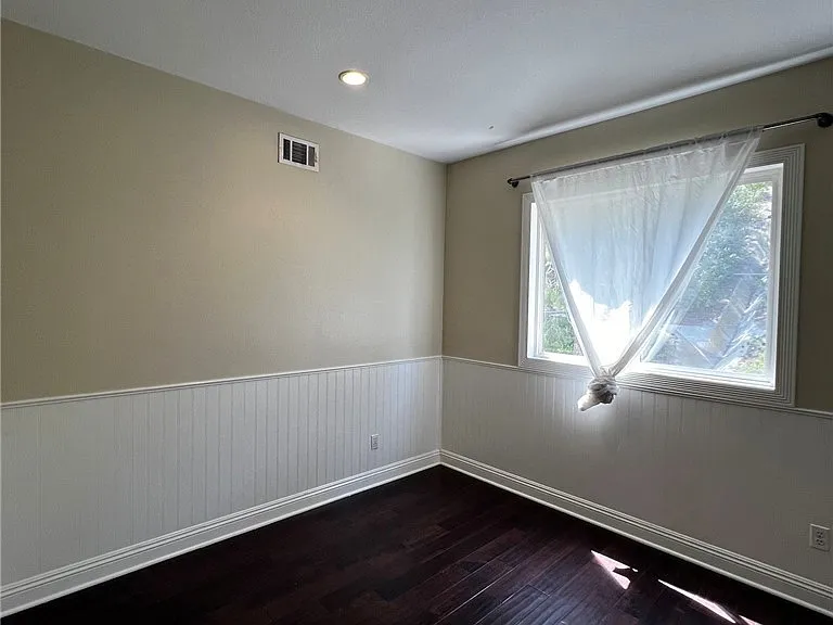 50 Lyon Rdg — Photo 25