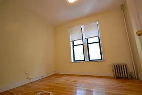 Rented by Bold New York | media 14