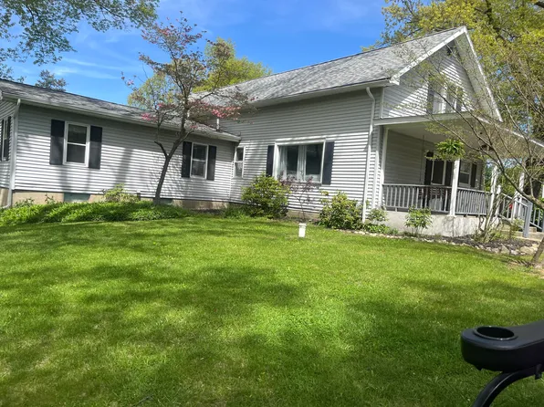 23275-15 Mile Rd, Bellevue, MI 49021