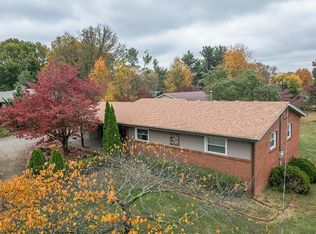 3665 Huntertown Rd, Versailles, KY 40383