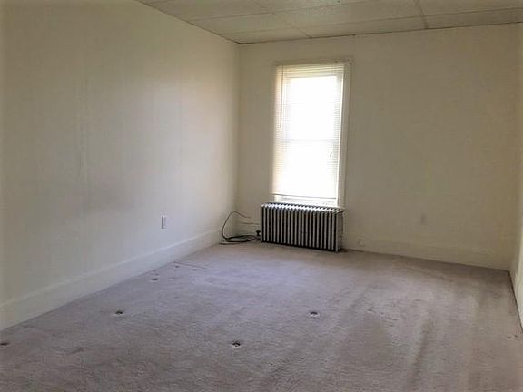 Large Bedroom