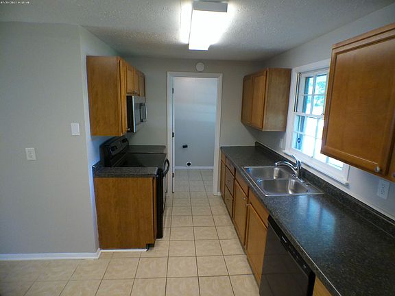 3rd image of 6928 Grandview Dr