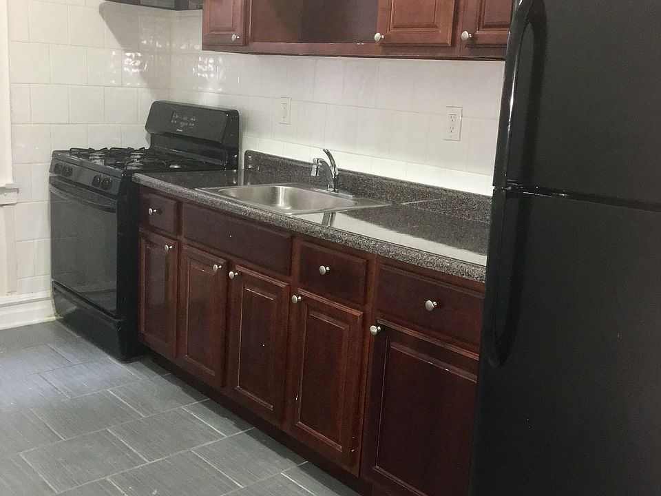 1st image of 266 4th Ave APT 11B