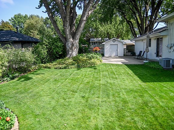 3rd image of 8486 88th St S
