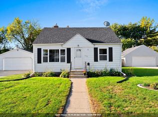 1101 9th St, Green Bay, WI 54304