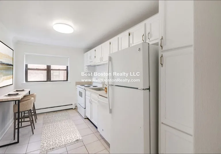 44 Harvard Ave #A — Photo 3