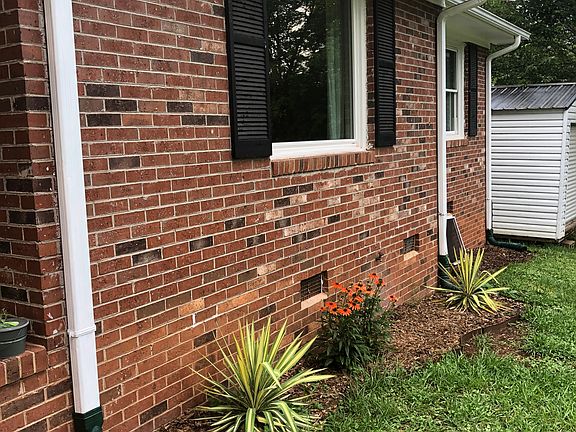 2nd image of 107 Shallowford Rd