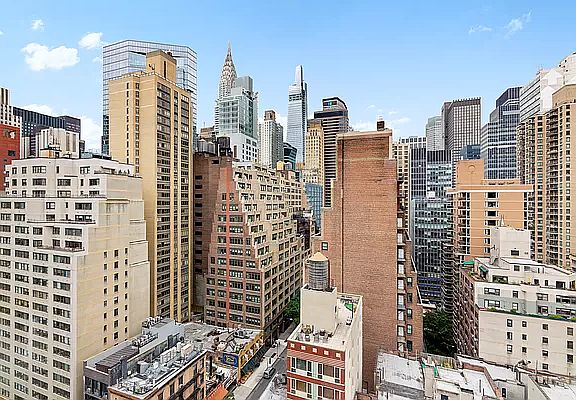 3rd image of 301 E 45th St APT 19F