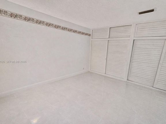 5th image of 1431 S 14th Ave APT 118