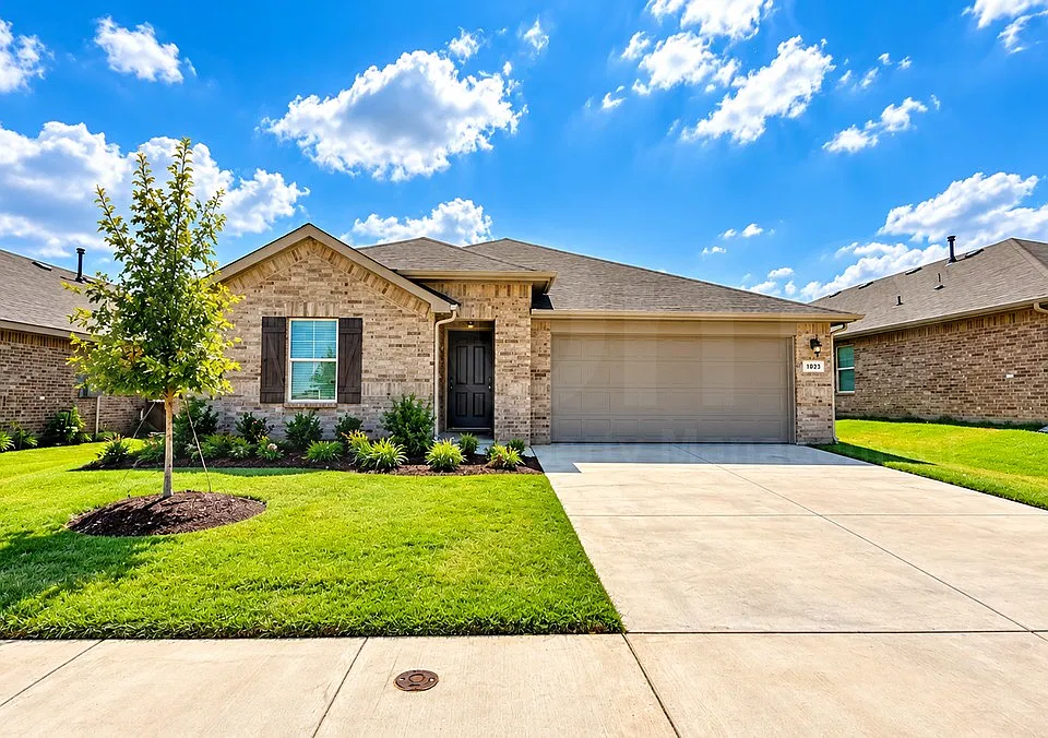 1033 Foxburg Dr