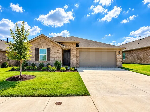 1033 Foxburg Dr, Fort Worth, TX 76131