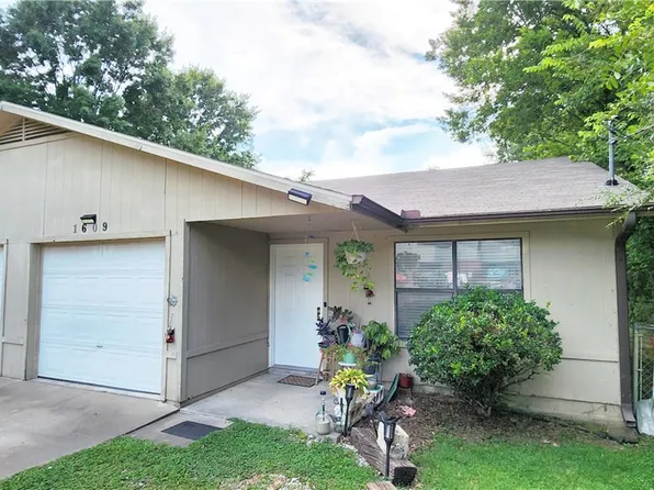 1607 & 1609 Sang Ave, Fayetteville, AR 72703