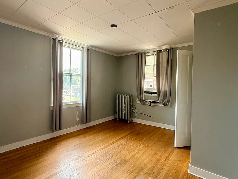 25 Center St #3 — Photo 23