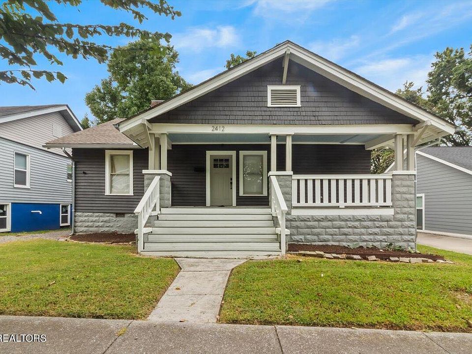 1st image of 2412 Woodbine Ave