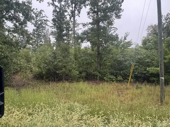 W James Anderson Hwy #B, Gladstone, VA 24553