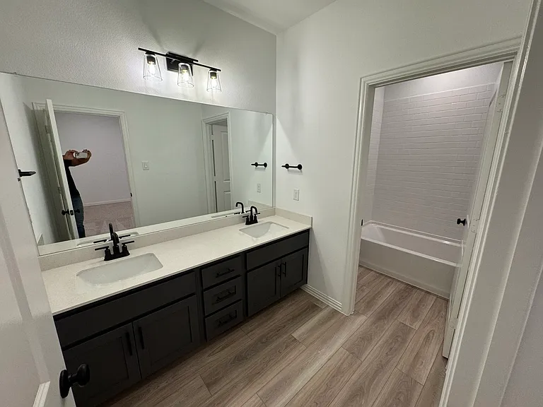 1289 Doris May Dr — Photo 23