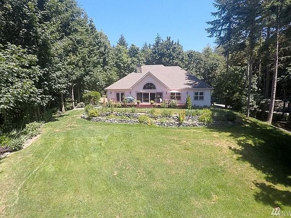 5th image of 2127 S Camano Dr