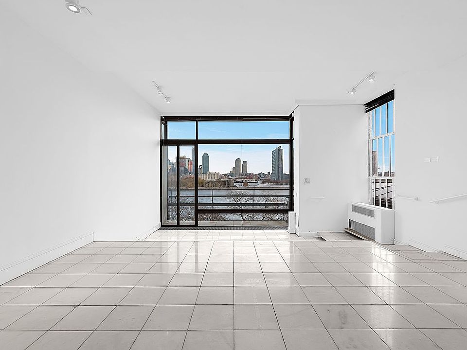 1st image of 23 Beekman Pl APT 2