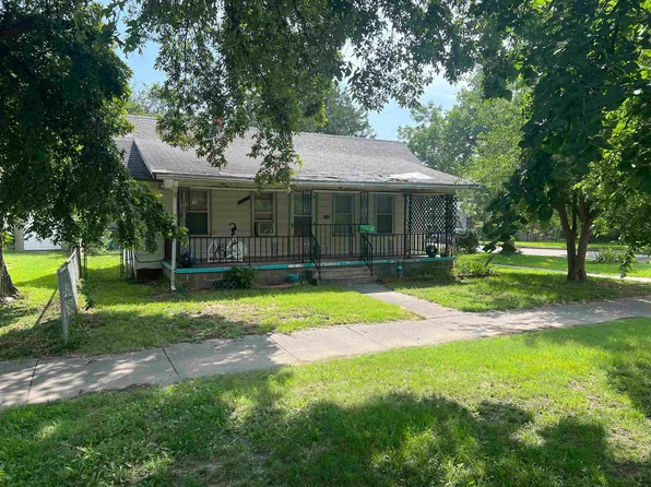 800 Baker Ave, Great Bend, KS 67530