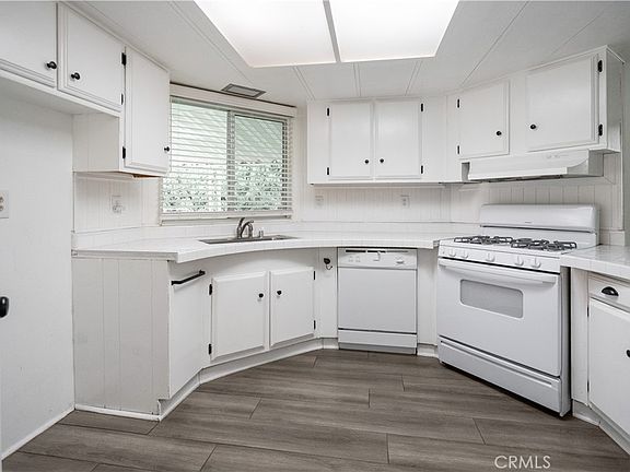 3rd image of 6480 Katherine Rd Space 62