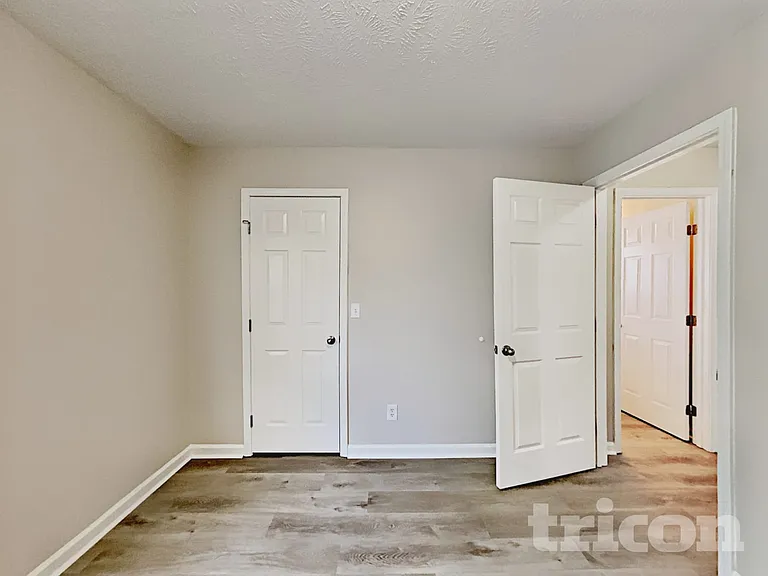 9023 Nevada Ave — Photo 13