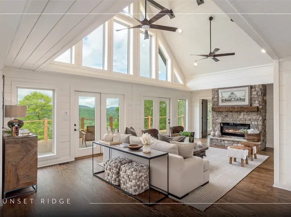 585 Tabletop Road, Glenville, NC 28736