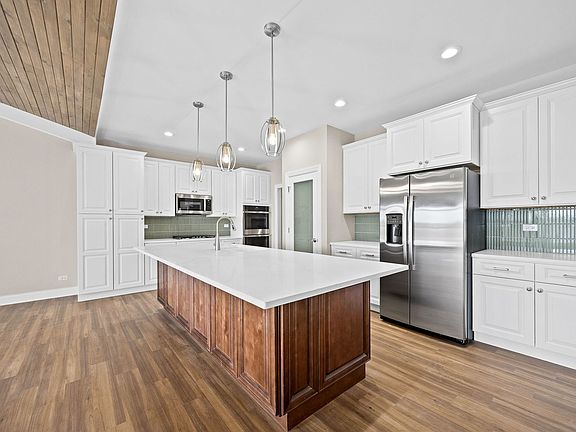 5th image of 25133 S Westwind Dr