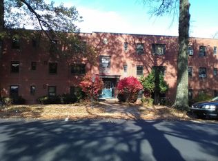 411 Hoodridge Dr #2BR, Pittsburgh, PA 15234