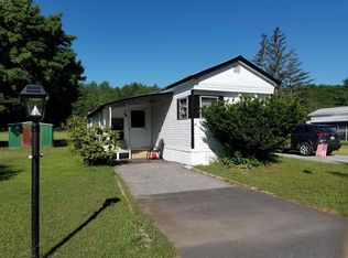 4A Crown Point Dr, Charlestown, NH 03603