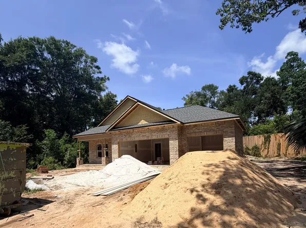 1002 26th St, Niceville, FL 32578