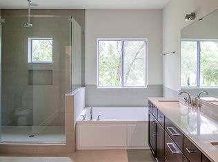 4807 Nichols St, Houston, TX 77020