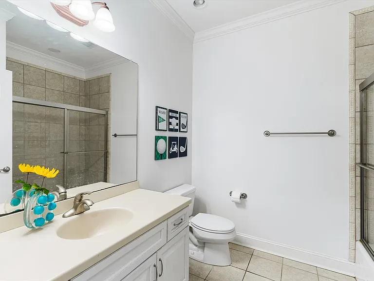 901 Renaissance Ct — Photo 22