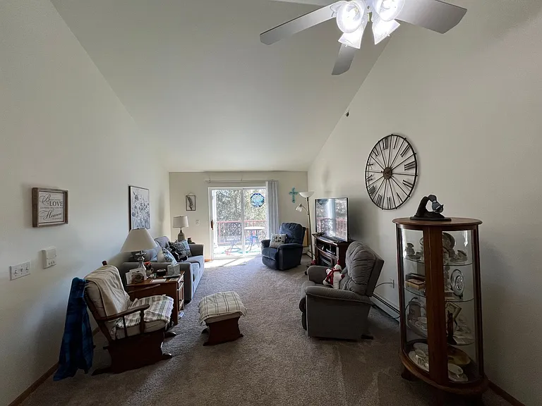 239 Columbus St — Photo 6