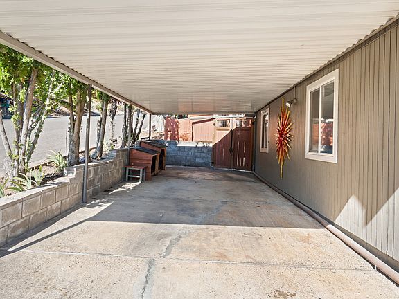 2nd image of 805 Walker Ave