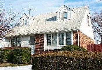 1st image of 455 Gates Ave