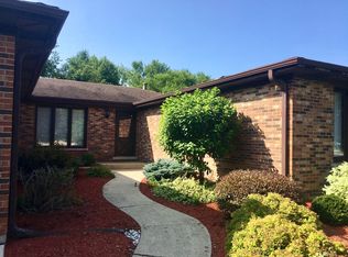 278 Little Stonegate Ct, Trout Valley, IL 60013