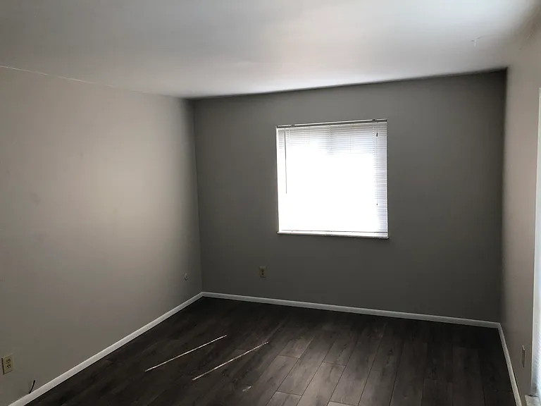10334 Parkman Dr #C — Photo 7