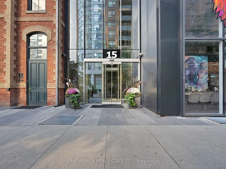 15 Grenville St #2609 — Photo 34