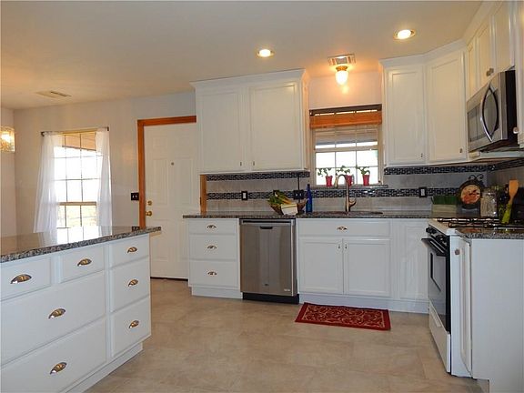 Spacious and updated kitchen