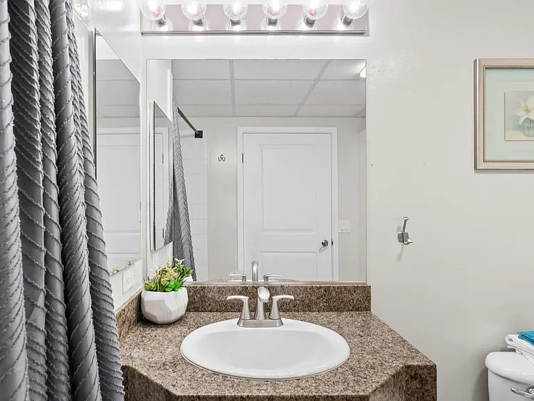 1080 Park Blvd #710 — Photo 18