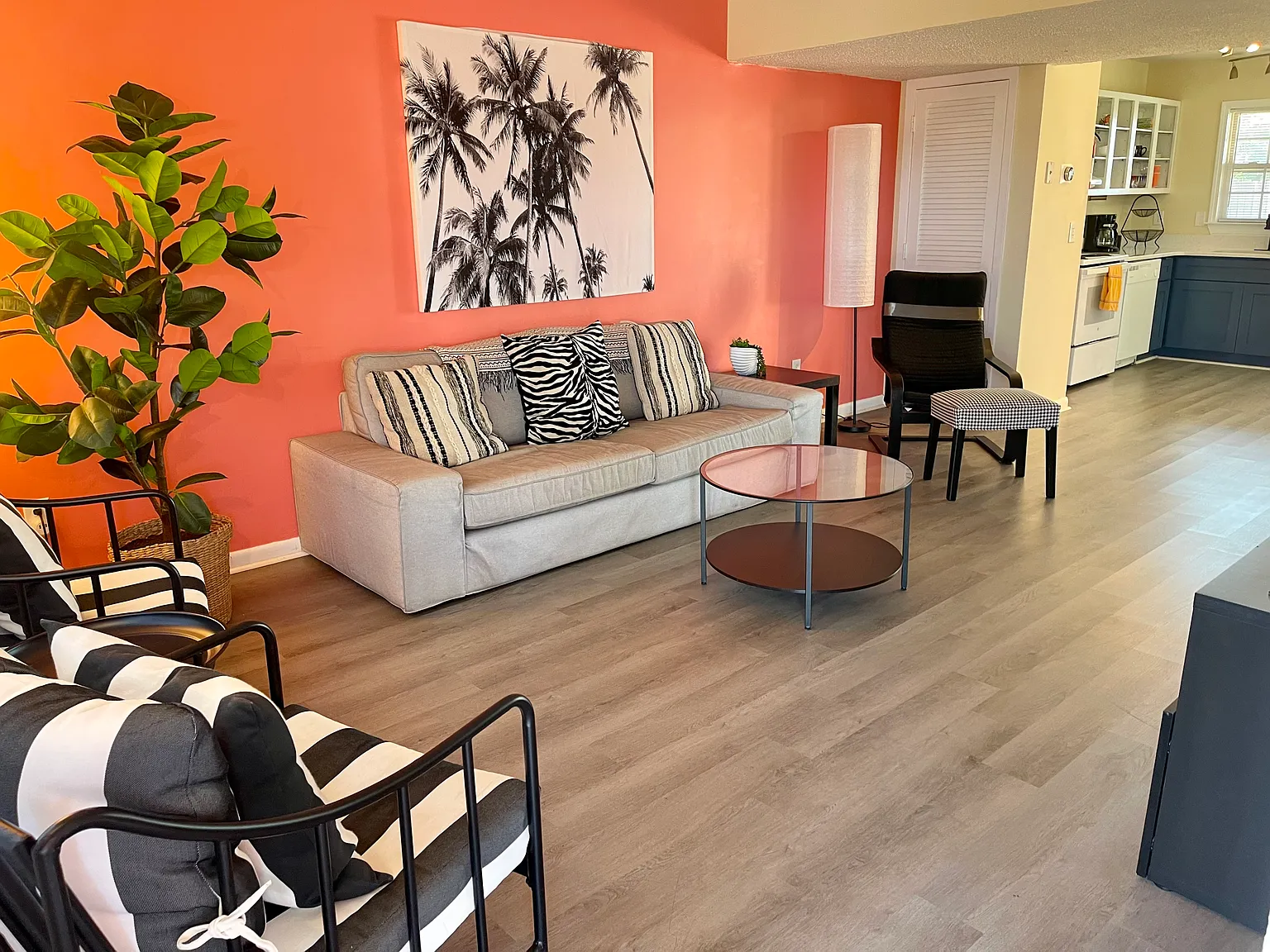 2 bed, 1.5 bath, 1200 sqft, $1,695 — Photo 2