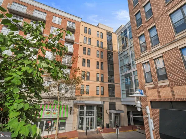 444 W Broad St Unit 617, Falls Church, VA 22046